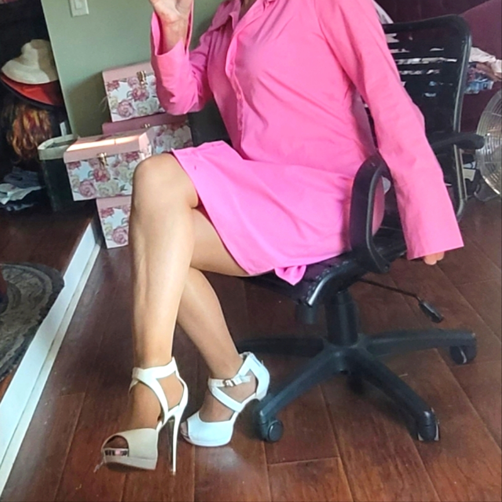 Divided Button Down Dress - Picture 5 of 16